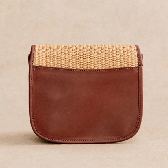 Elegant Tan and Brown Woven Crossbody Bag - Picture 9 of 15